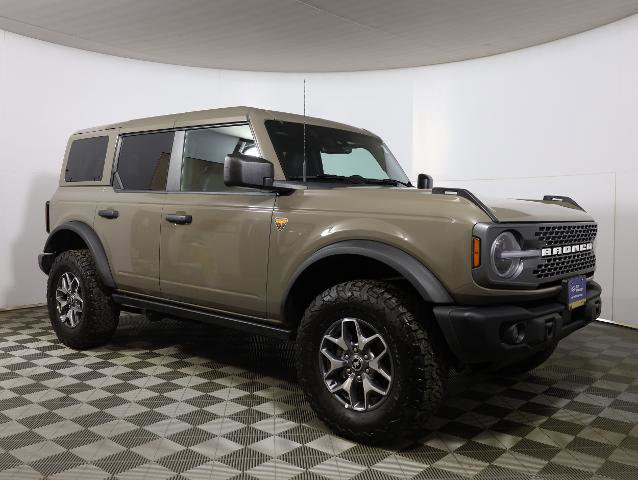 Certified 2025 Ford Bronco Badlands image 4