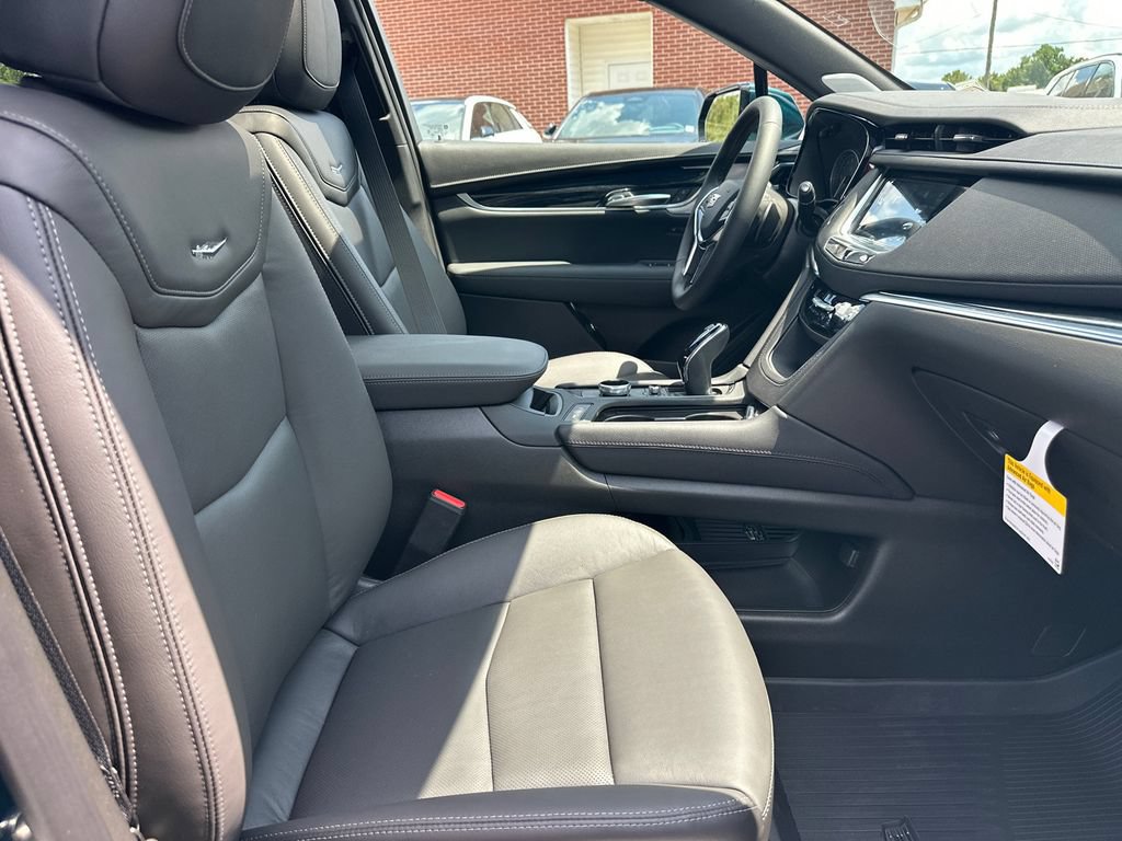 New 2026 Cadillac XT5 Premium Luxury w/ Driver Assist Package FWD image 13