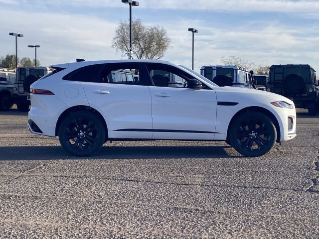 Used 2025 Jaguar F-PACE R-Dynamic S AWD/4WD image 16