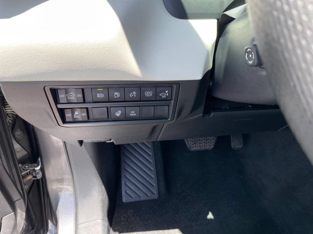 Used 2023 Toyota Tundra Capstone AWD/4WD image 13