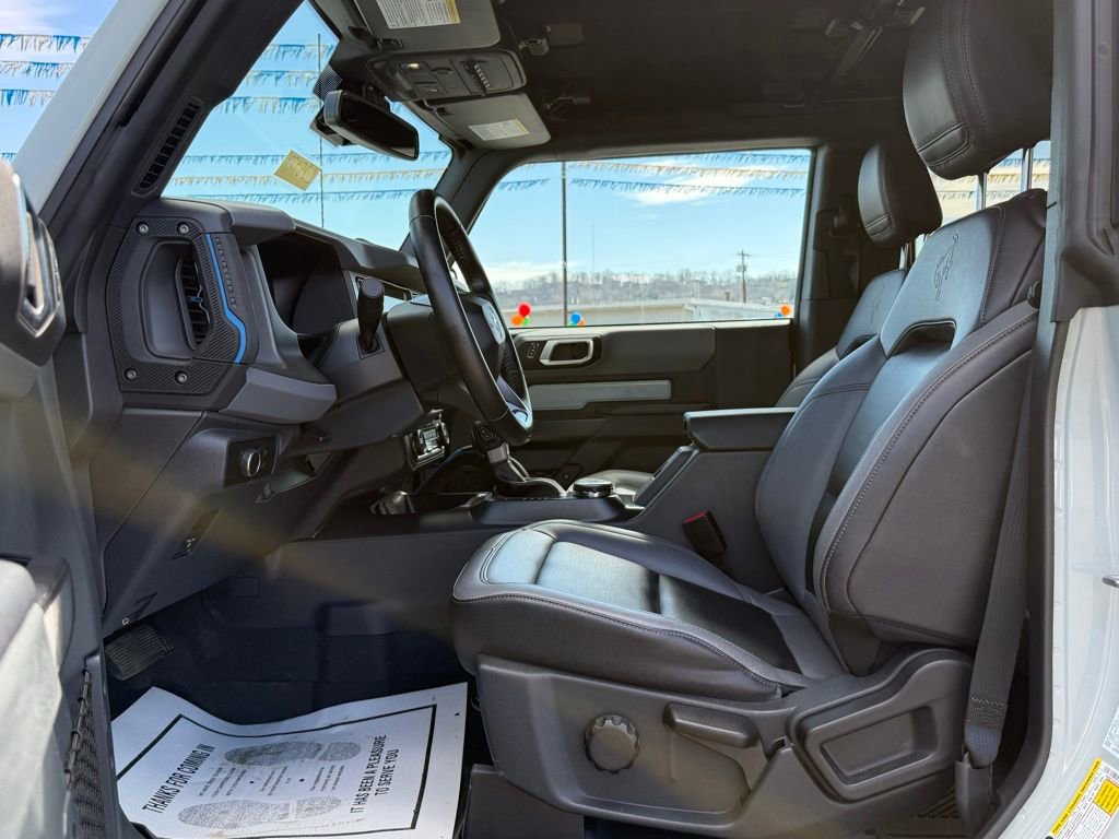 Used 2024 Ford Bronco Black Diamond image 11