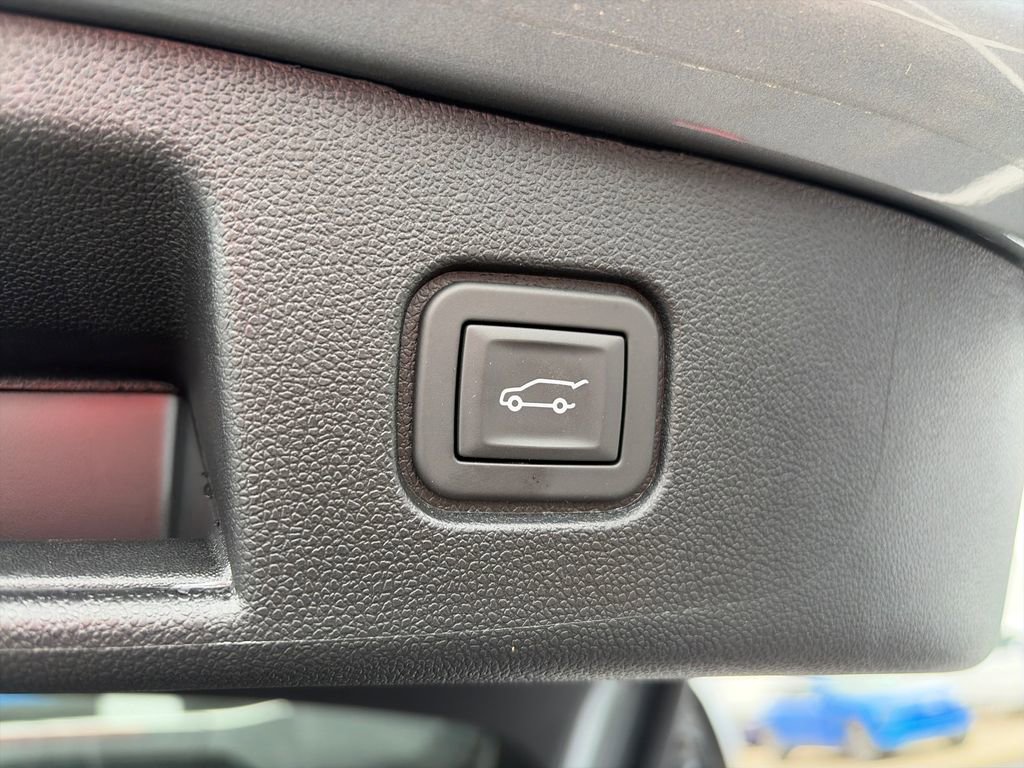 New 2025 Chevrolet Blazer EV LT AWD/4WD image 6