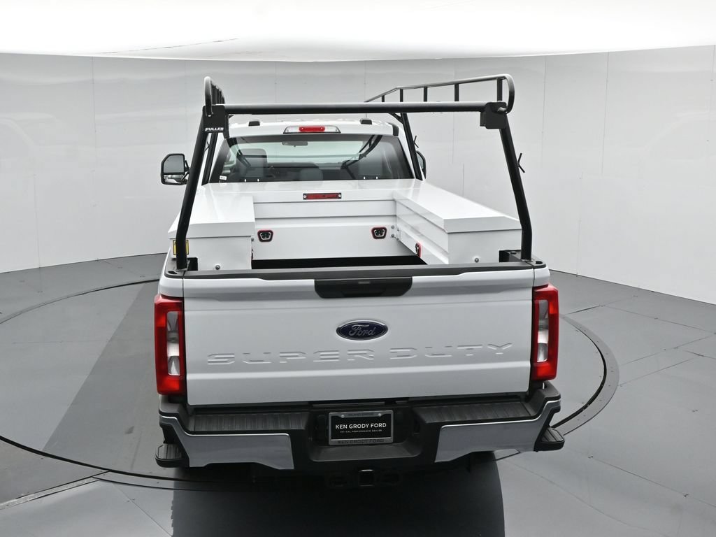 New 2026 Ford F350 XL w/ XL Chrome Package RWD image 46
