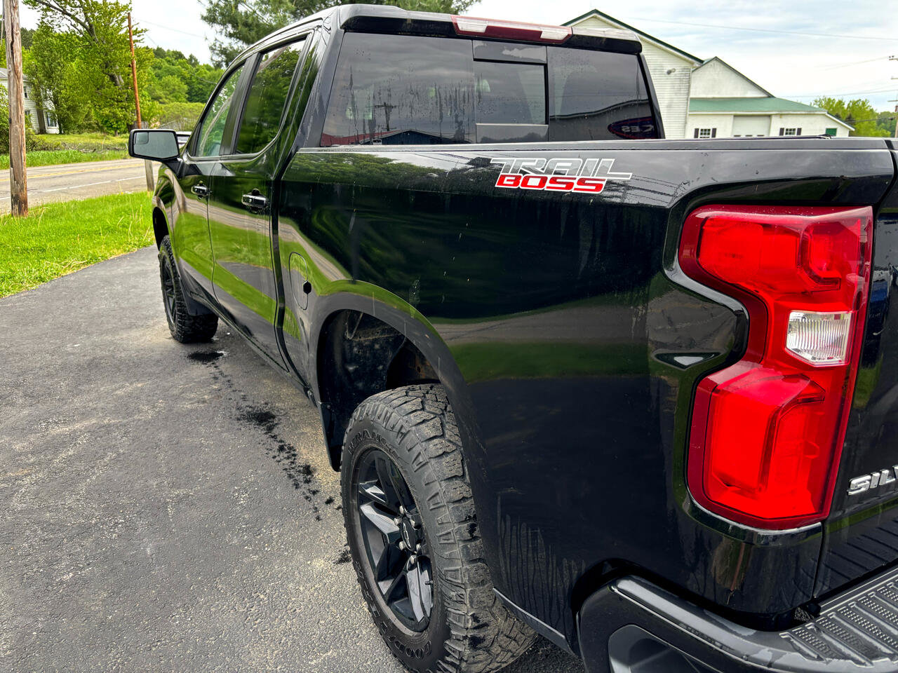 Used 2019 Chevrolet Silverado 1500 LT Trail Boss image 14