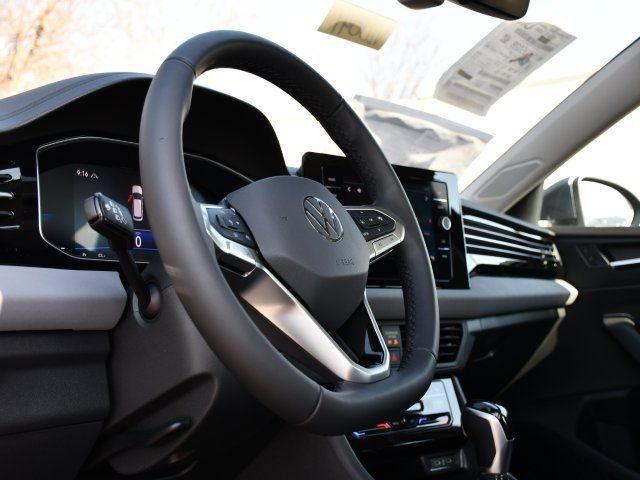 New 2026 Volkswagen Jetta SE image 11