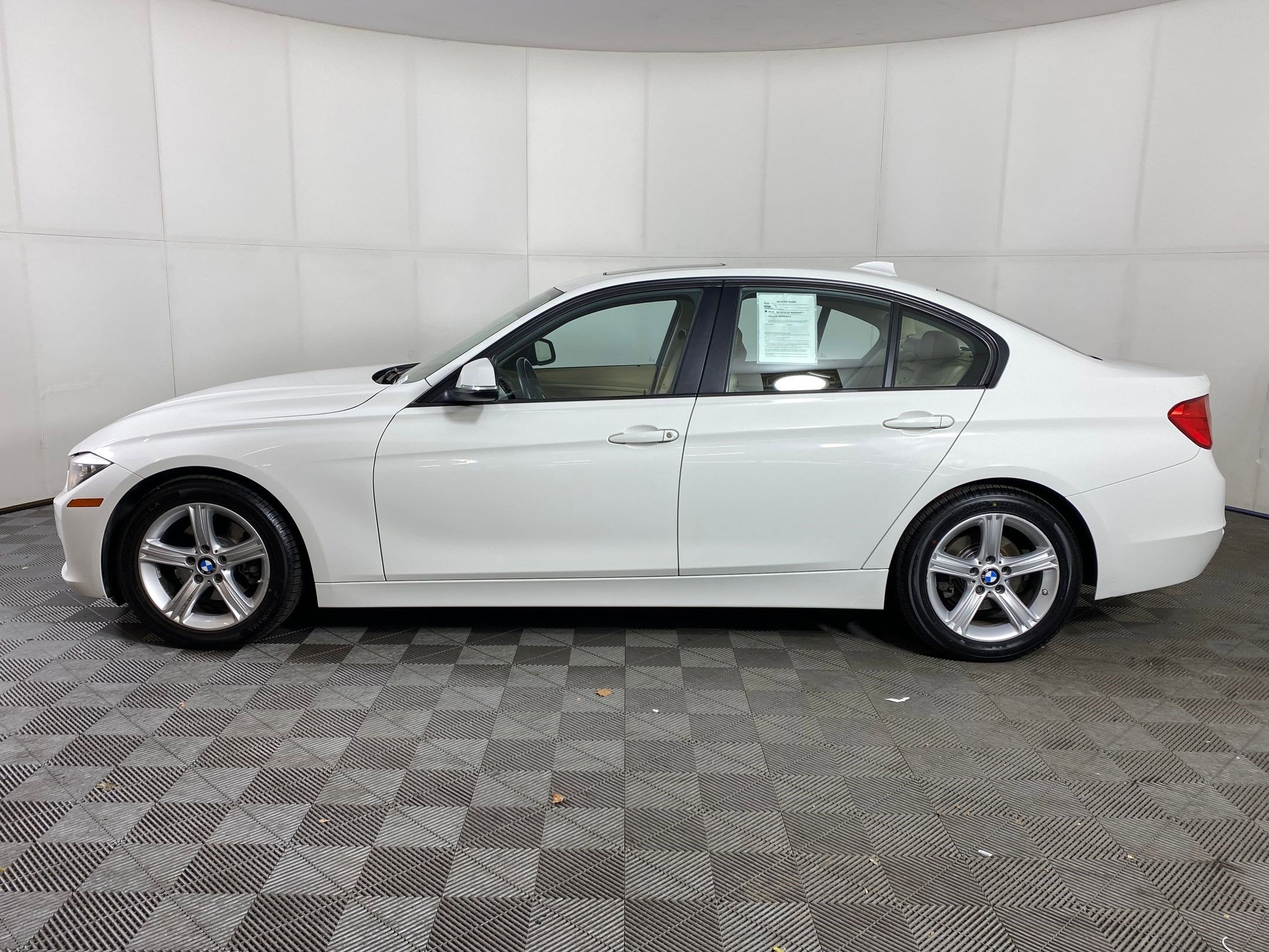 Used 2014 BMW 328i Sedan video 2