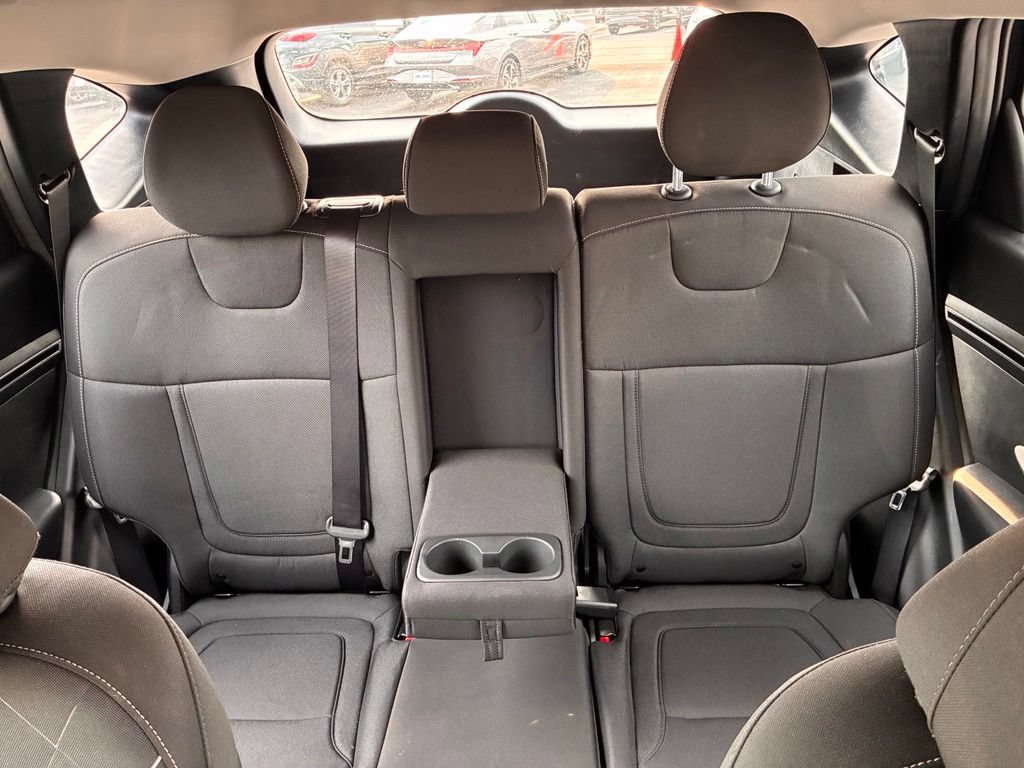 Used 2023 Hyundai Tucson SE AWD/4WD image 17