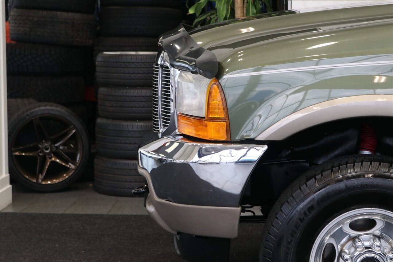 Used 2001 Ford Excursion Limited image 44