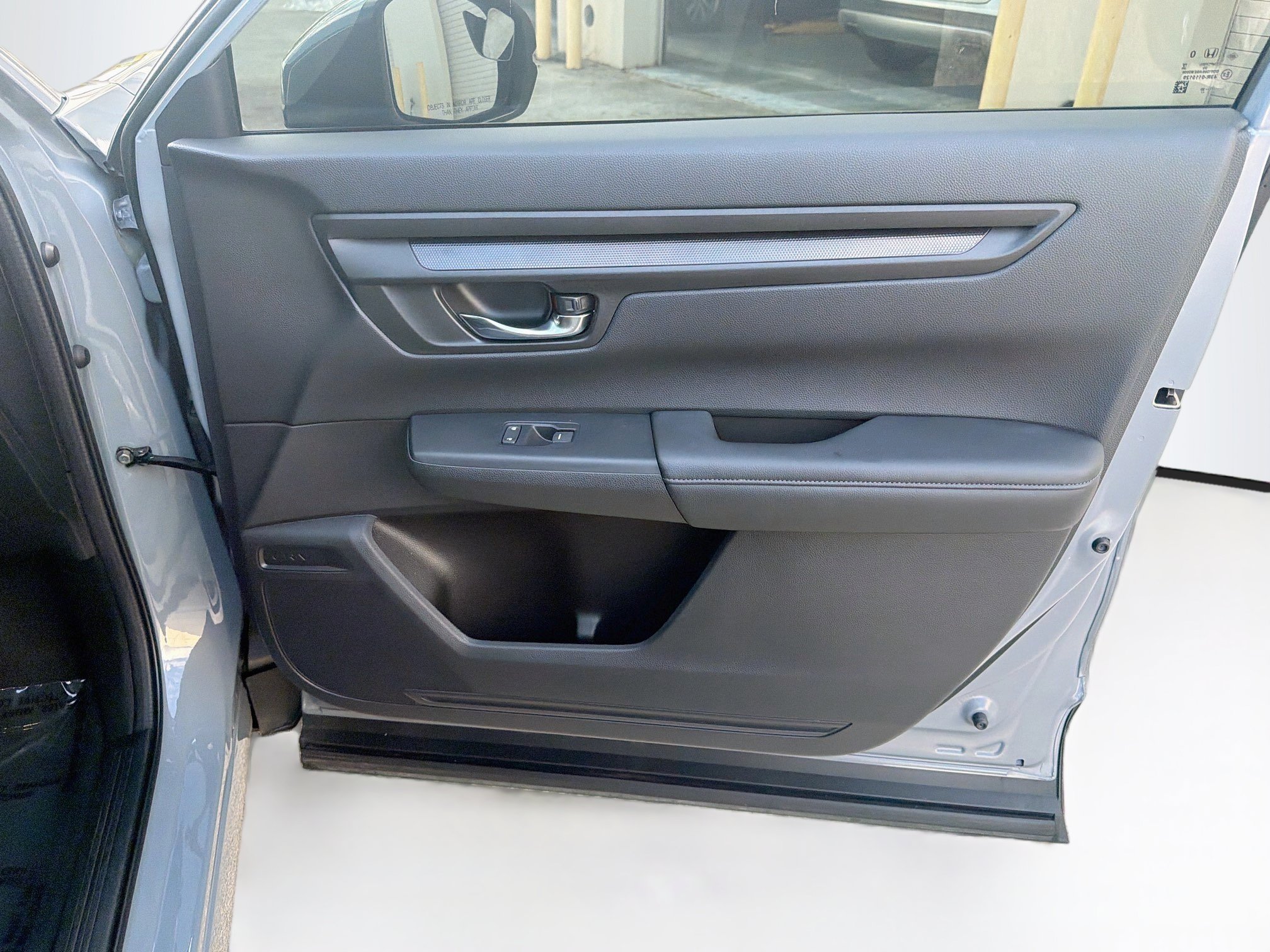 Certified 2025 Honda CR-V LX image 36