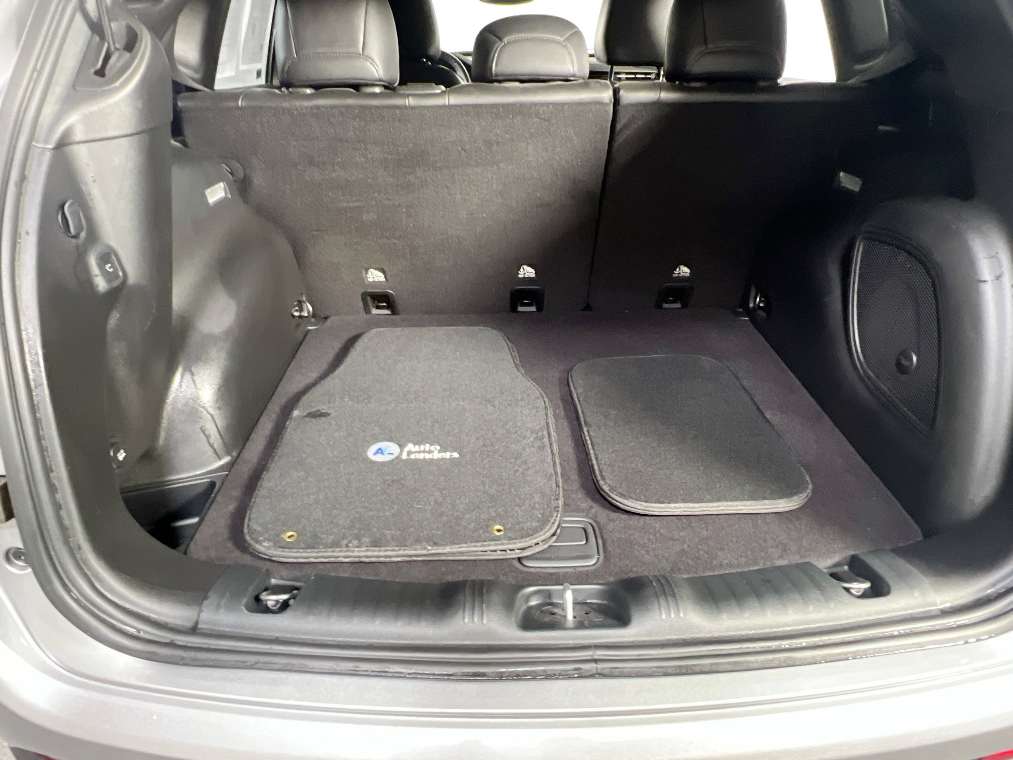 Used 2022 Jeep Compass Altitude w/ Sun and Sound Group image 24