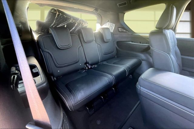 New 2026 INFINITI QX80 Autograph w/ Premium Cargo Package image 28