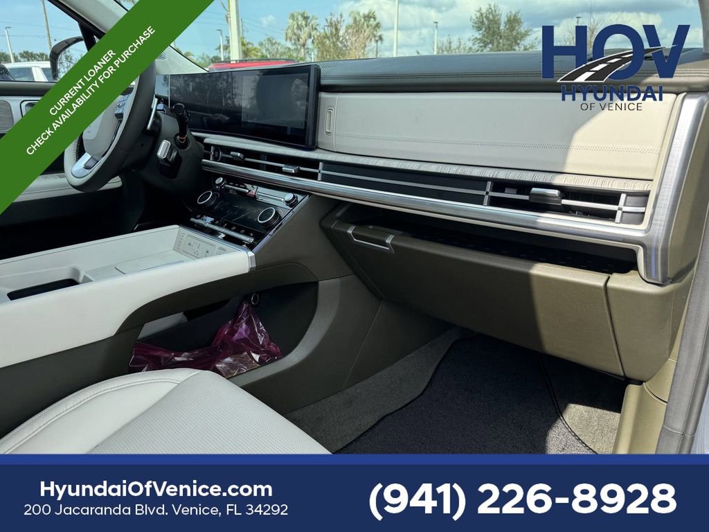 New 2025 Hyundai Santa Fe Calligraphy image 11