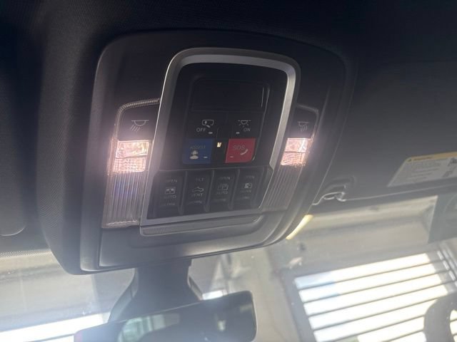 Used 2023 RAM 1500 Big Horn AWD/4WD image 39