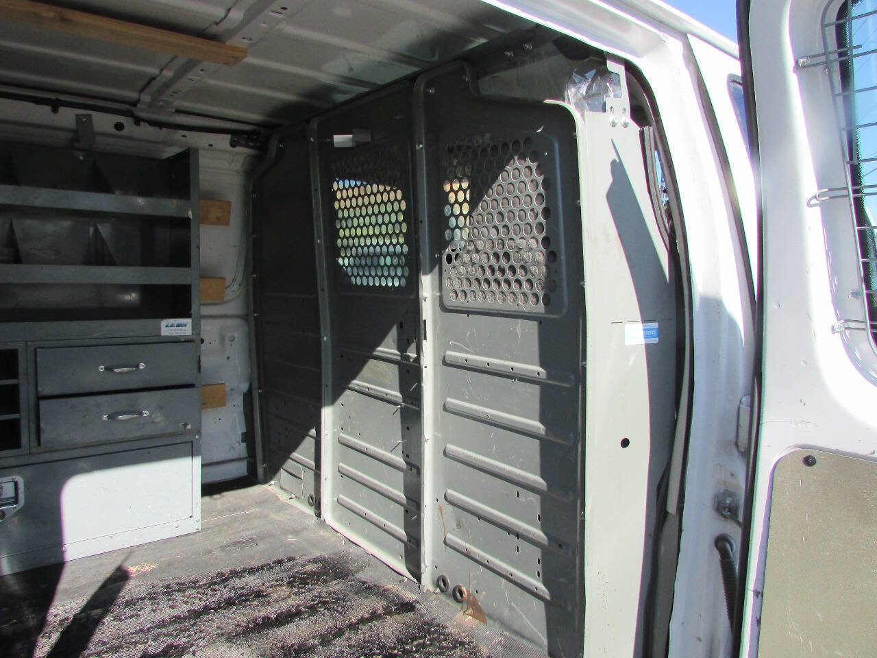 Used 2012 Ford E-250 and Econoline 250 w/ PWR Group RWD image 39