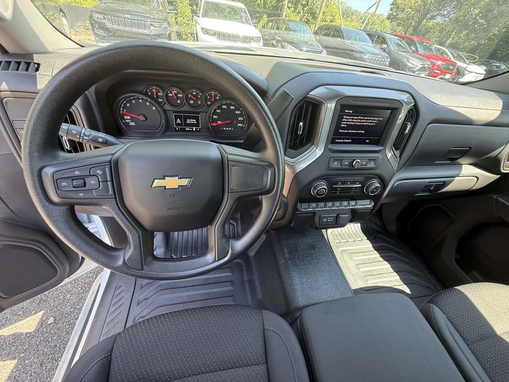 Used 2025 Chevrolet Silverado 1500 W/T RWD image 10