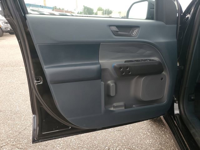 New 2025 Ford Maverick Lobo image 12