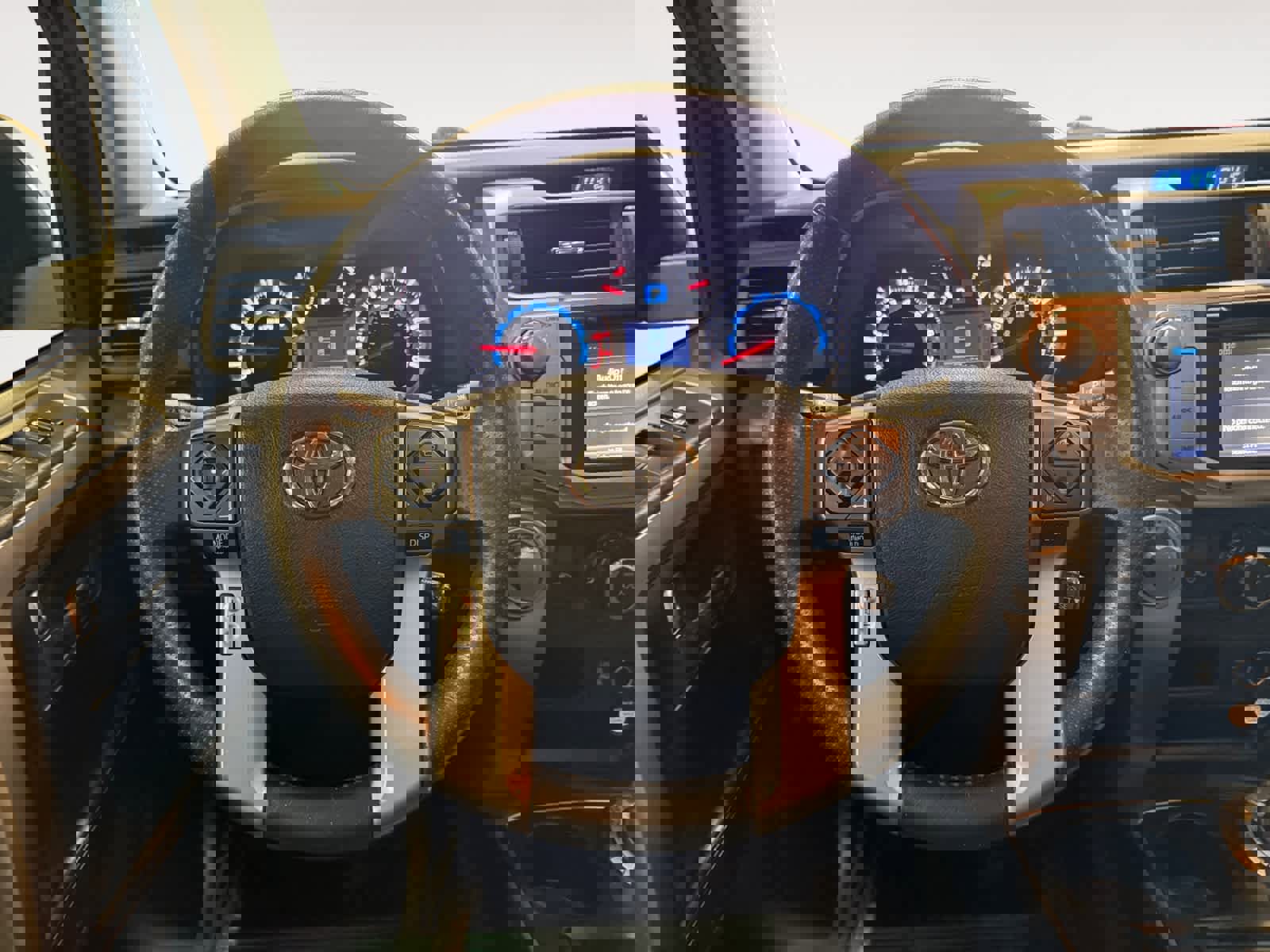 Used 2016 Toyota 4Runner SR5 image 14