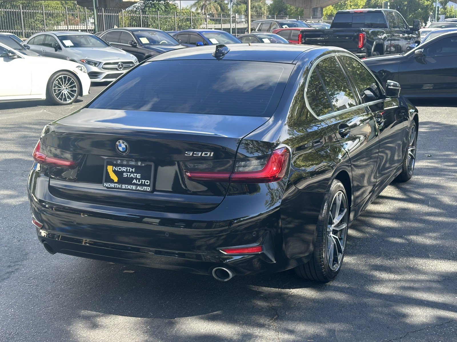 Used 2019 BMW 330i Sedan w/ Convenience Package RWD image 9