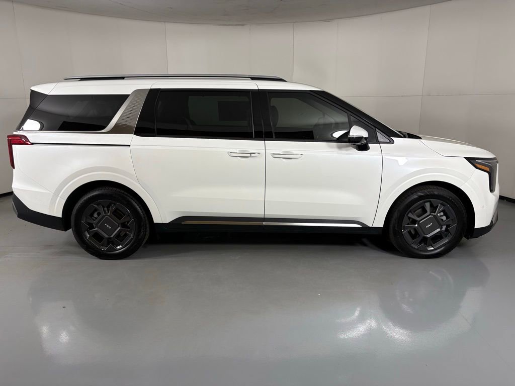 New 2026 Kia Carnival SX image 9
