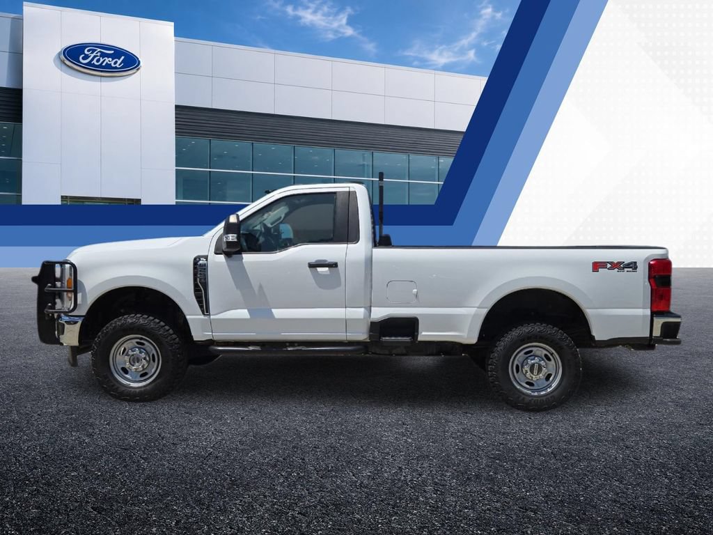 Used 2023 Ford F250 XL w/ 360-Degree Camera Package AWD/4WD image 2