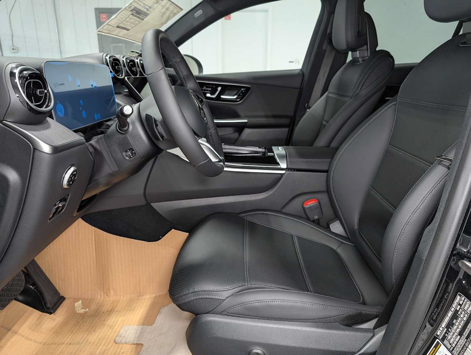 New 2026 Mercedes-Benz GLC 300 4MATIC image 4