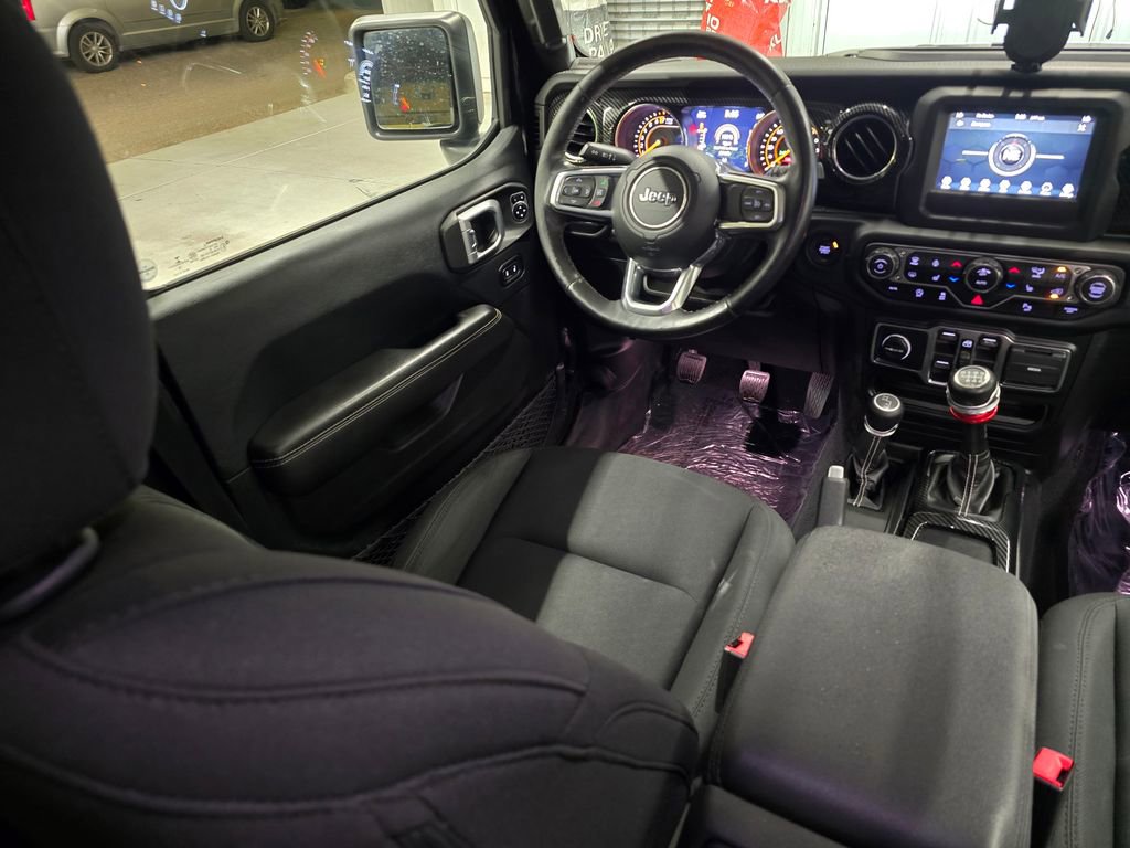 Certified 2018 Jeep Wrangler Unlimited Sahara image 37