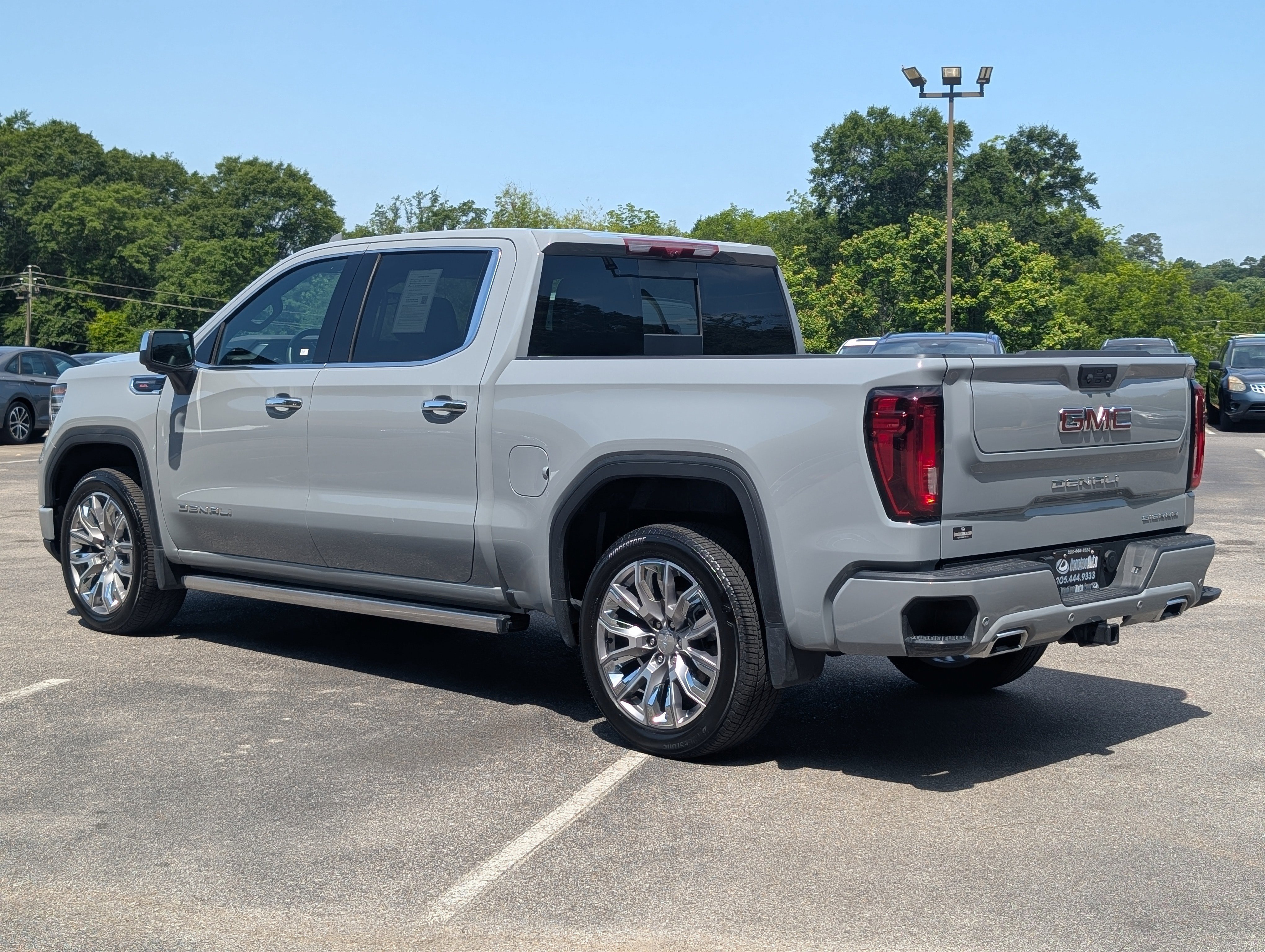 Used 2025 GMC Sierra 1500 Denali AWD/4WD image 7