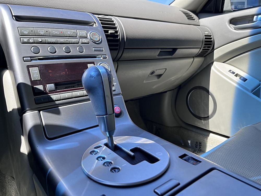 Used 2004 INFINITI G35 Coupe w/ Premium Pkg RWD image 25