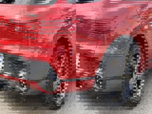 Used 2025 Genesis GV70 3.5T Sport w/ Sport Advanced Package image 13