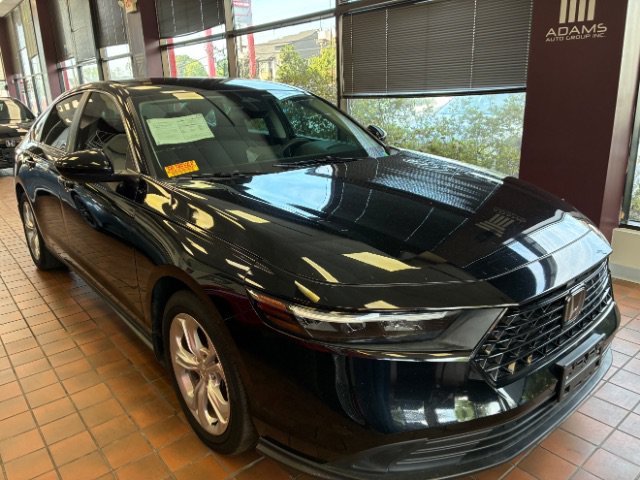 Used 2023 Honda Accord LX video 1