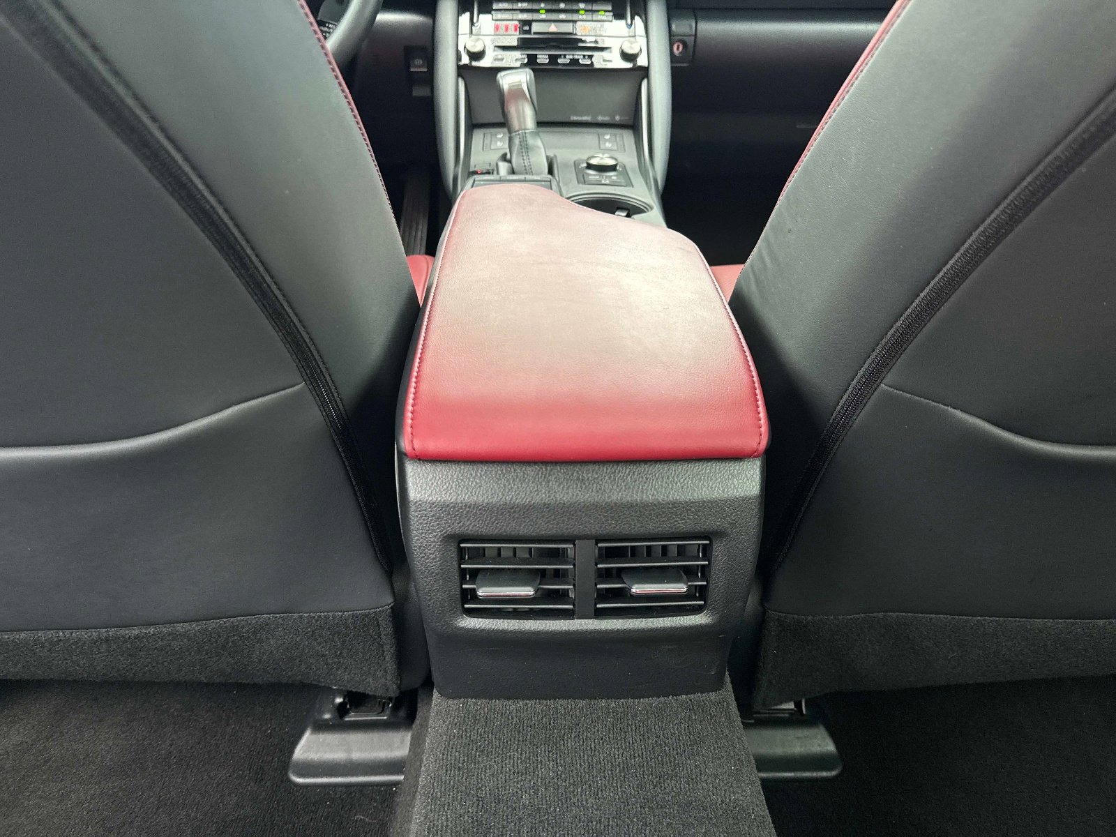 Used 2024 Lexus IS 300 w/ Comfort Package RWD image 15