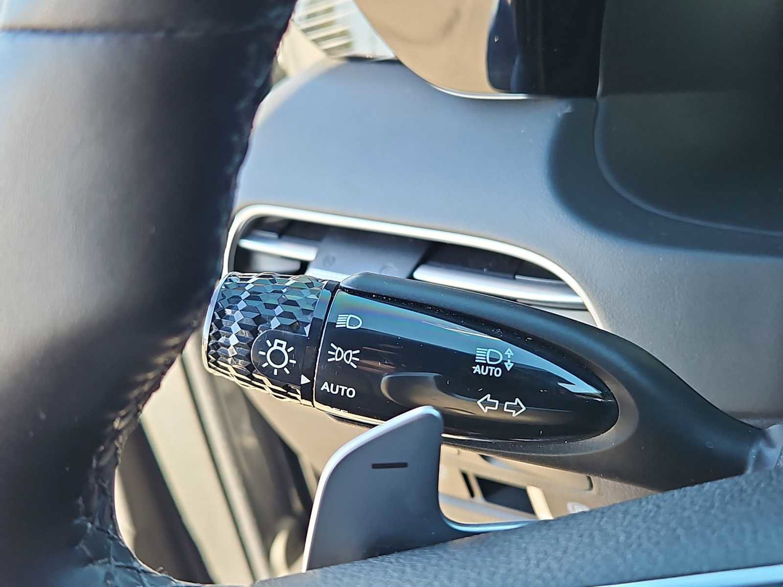 Used 2023 Hyundai Palisade Calligraphy image 26