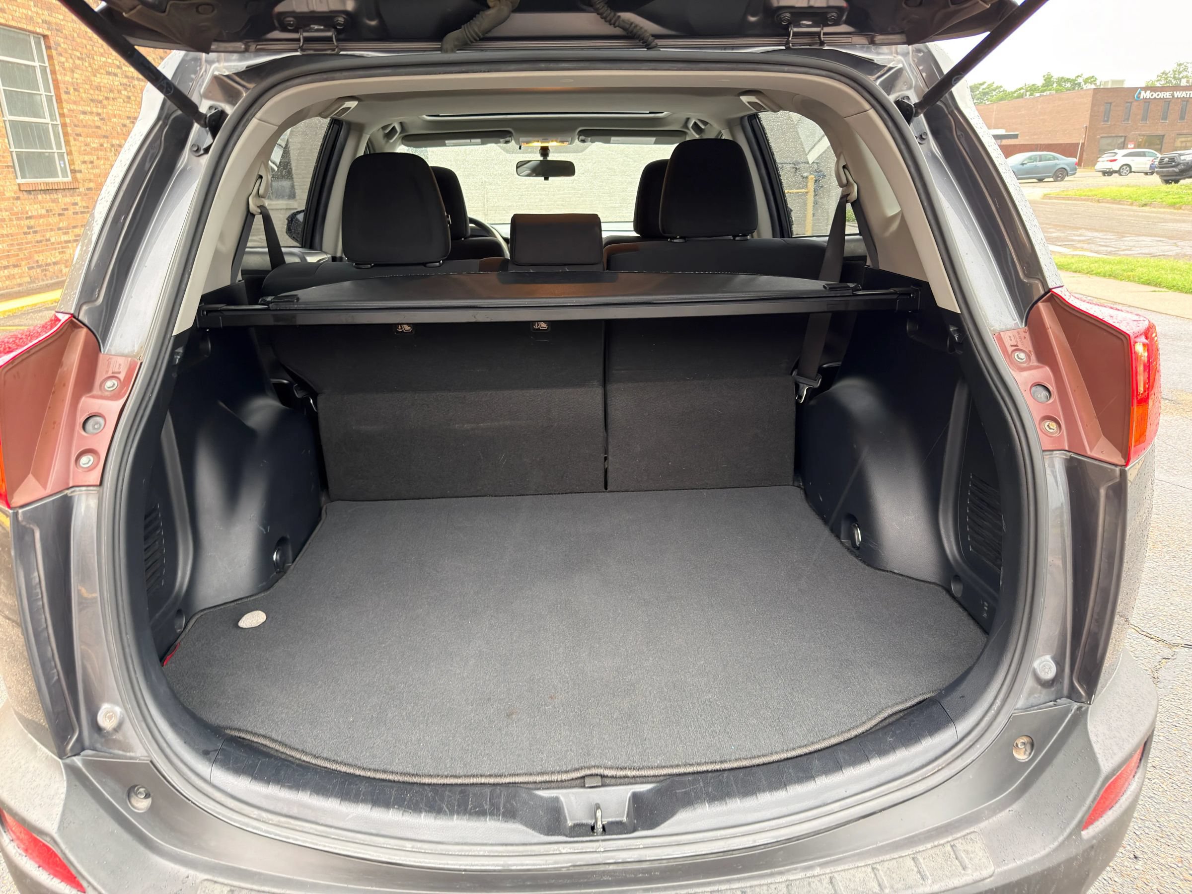 Used 2016 Toyota RAV4 LE FWD image 7