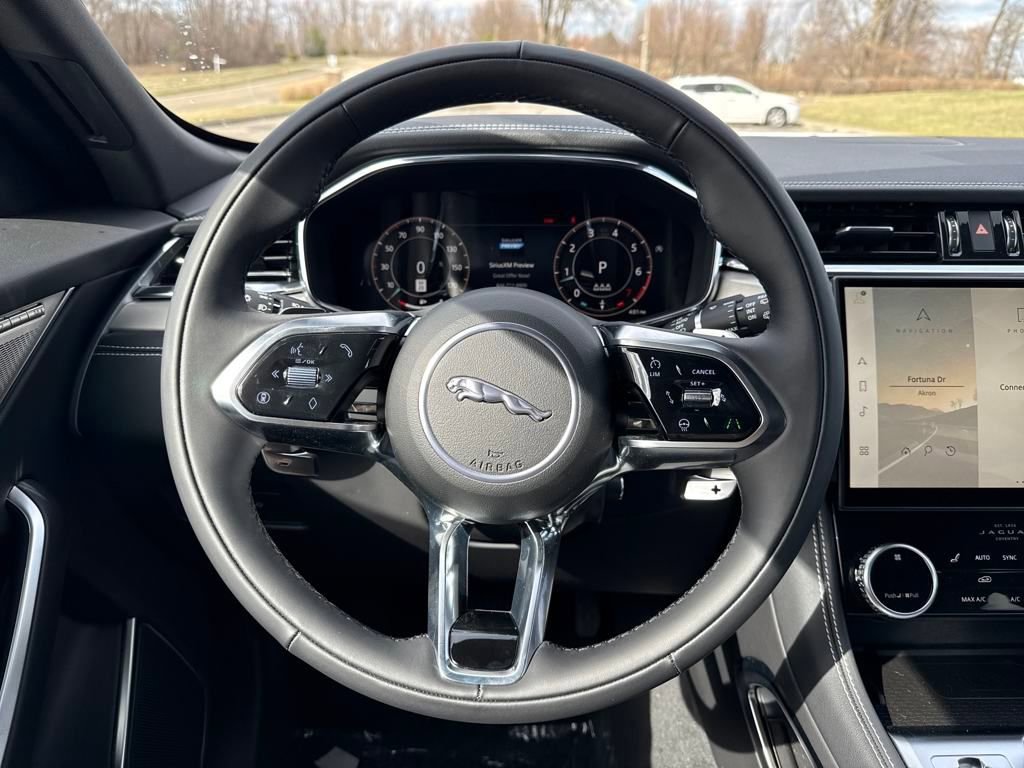 Used 2026 Jaguar F-PACE R-Dynamic S image 20