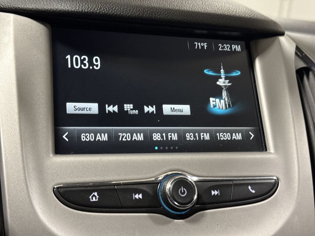 Used 2017 Chevrolet Cruze LS FWD image 14