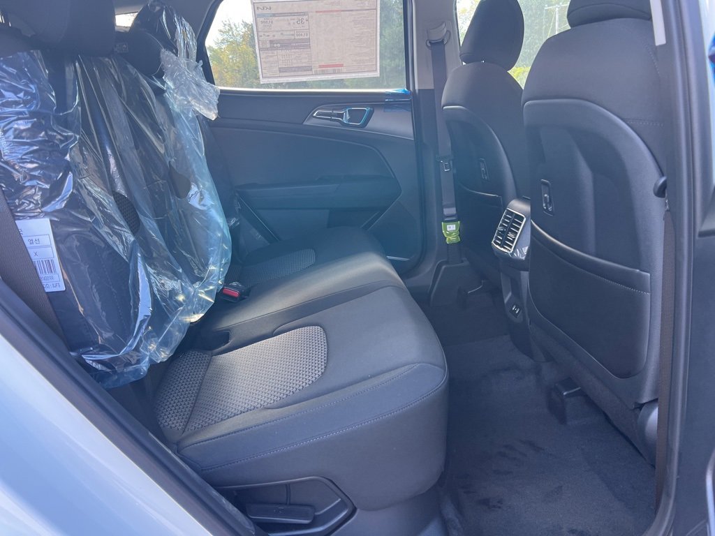 New 2026 Kia Sportage S image 13