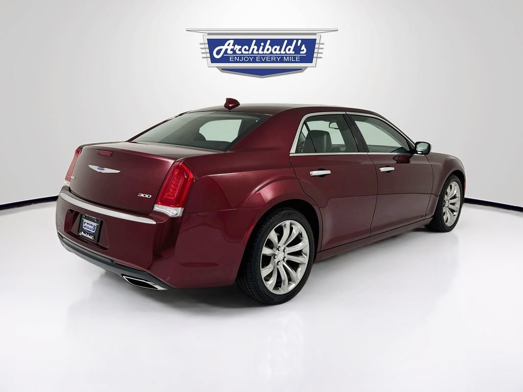 Used 2019 Chrysler 300 Limited RWD image 8
