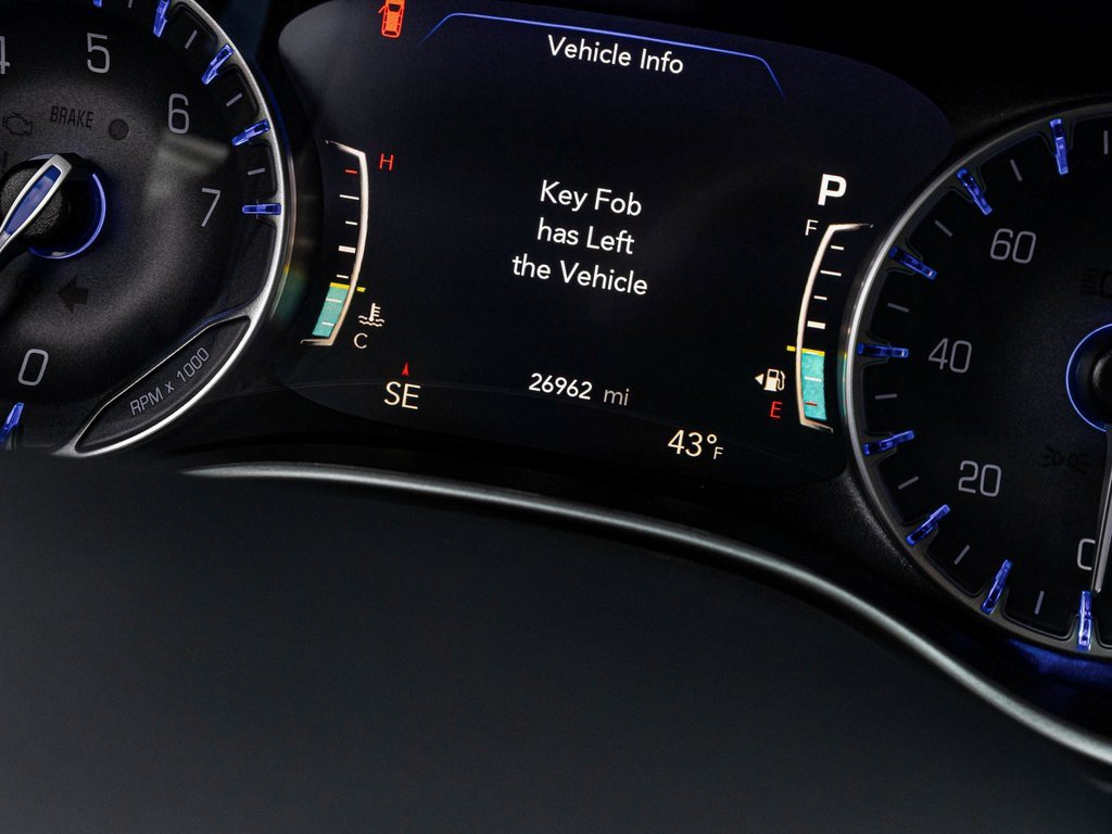 Used 2023 Chrysler Pacifica Touring-L w/ S Appearance Package image 16