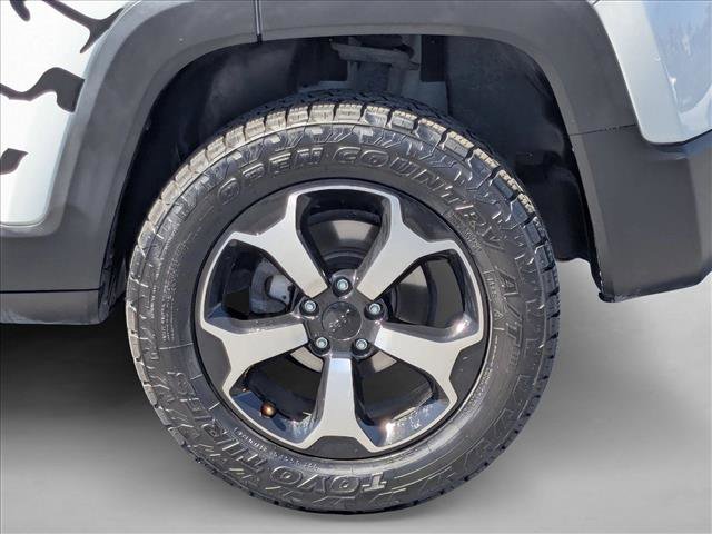 Used 2019 Jeep Renegade Trailhawk w/ LED Lighting Group image 26