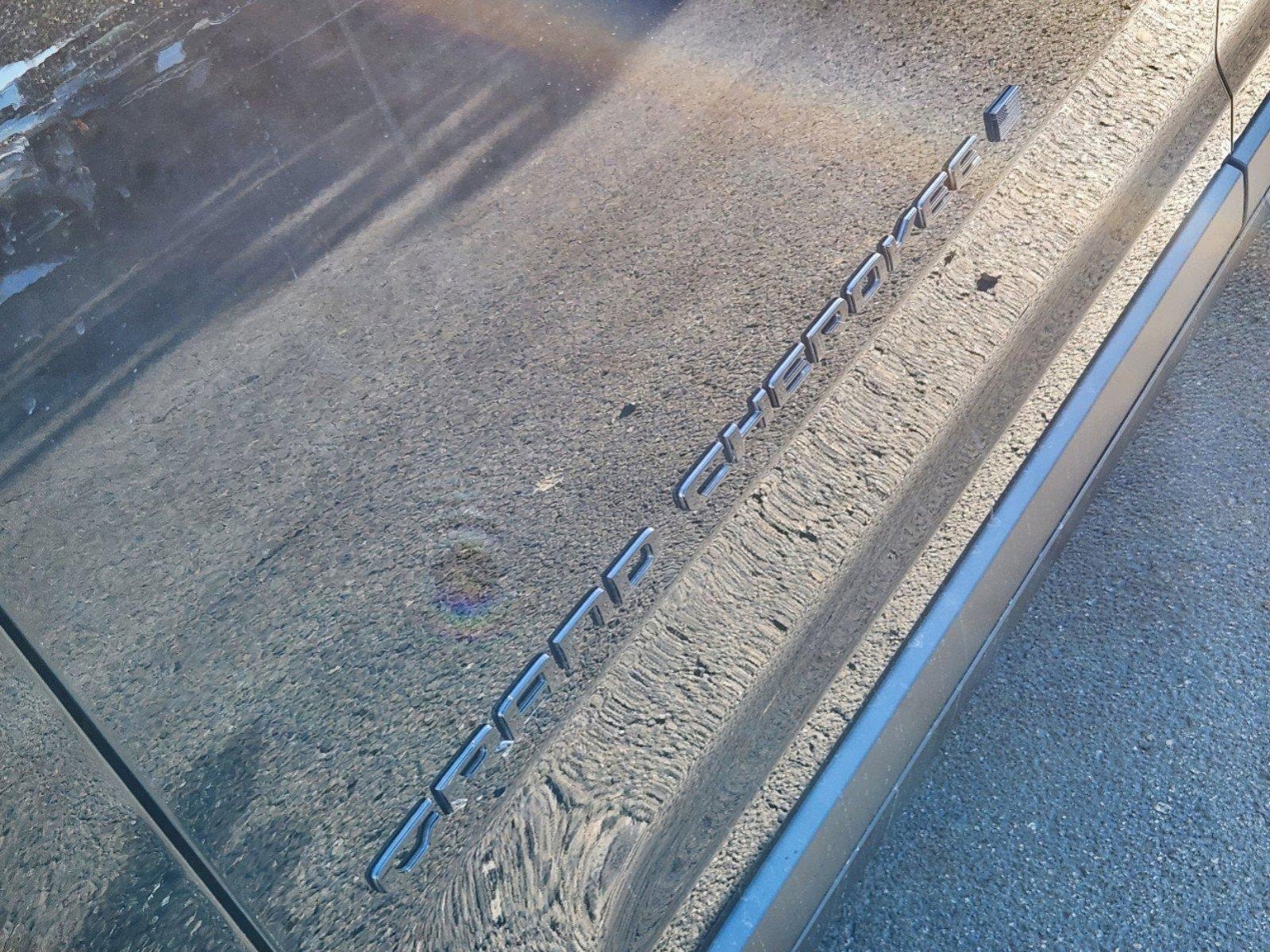 New 2025 Jeep Grand Cherokee Altitude image 18