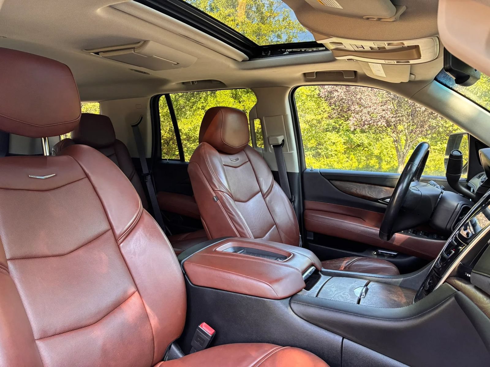 Used 2015 Cadillac Escalade Premium AWD/4WD image 47