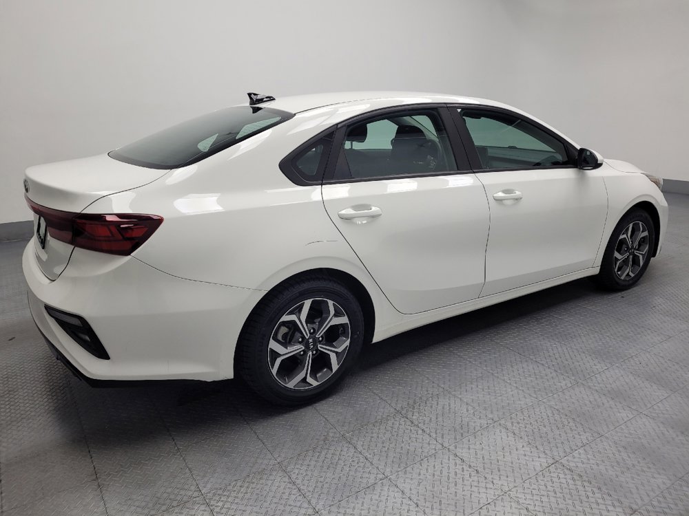 Used 2020 Kia Forte LXS FWD image 10