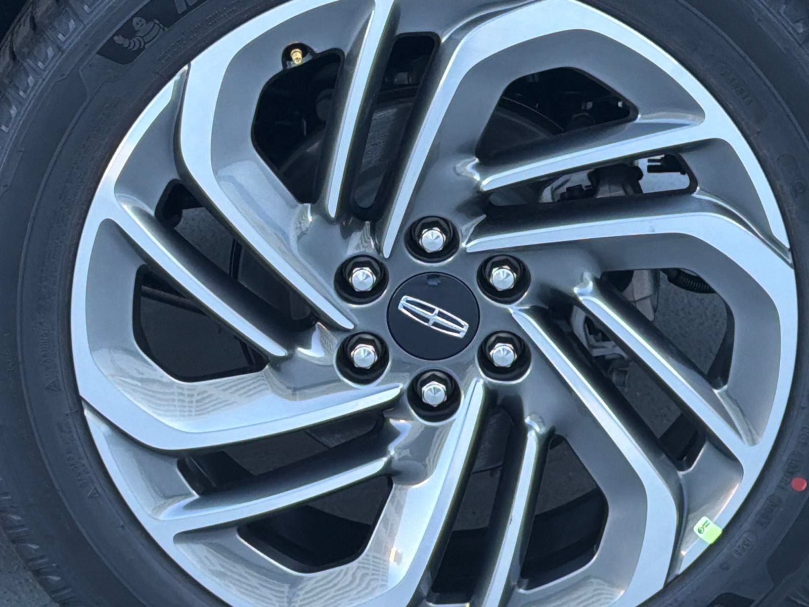 New 2026 Lincoln Navigator L Reserve AWD/4WD image 5