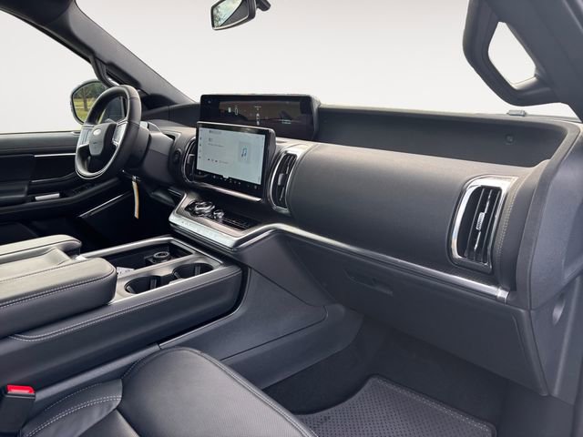 New 2025 Ford Expedition Max Platinum w/ Stealth Performance Package AWD/4WD image 10