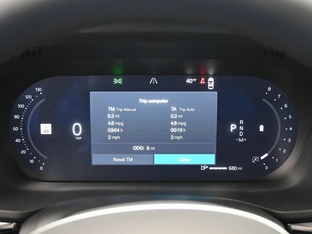 New 2026 Volvo XC60 B5 Plus w/ Protection Package Premier AWD/4WD image 9