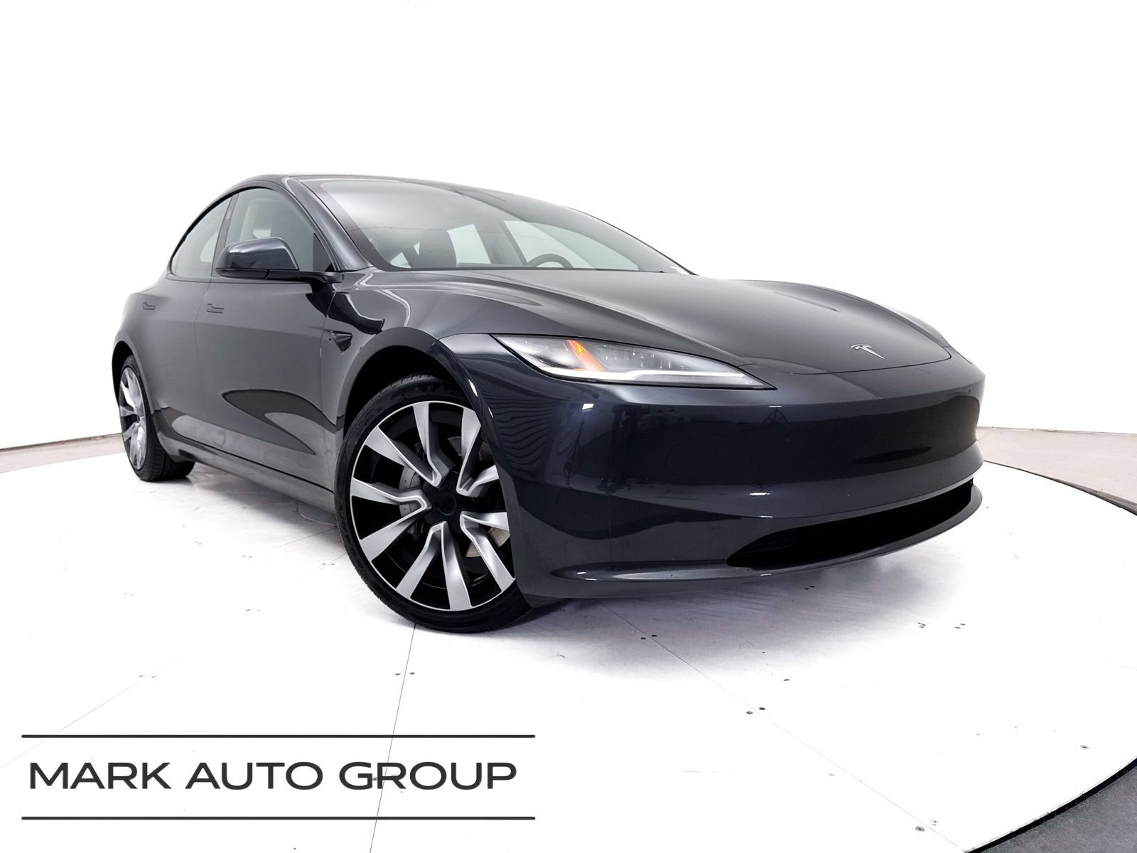 Used 2024 Tesla Model 3 Long Range RWD image 1