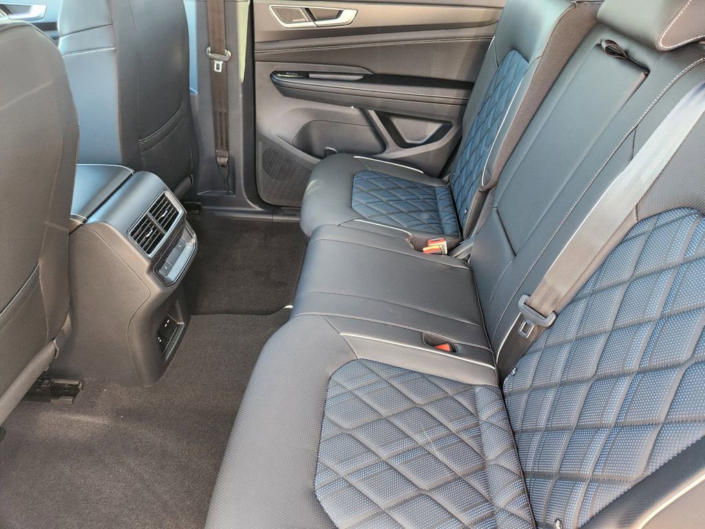 New 2026 Volkswagen Atlas Cross Sport SEL Premium R-Line image 19