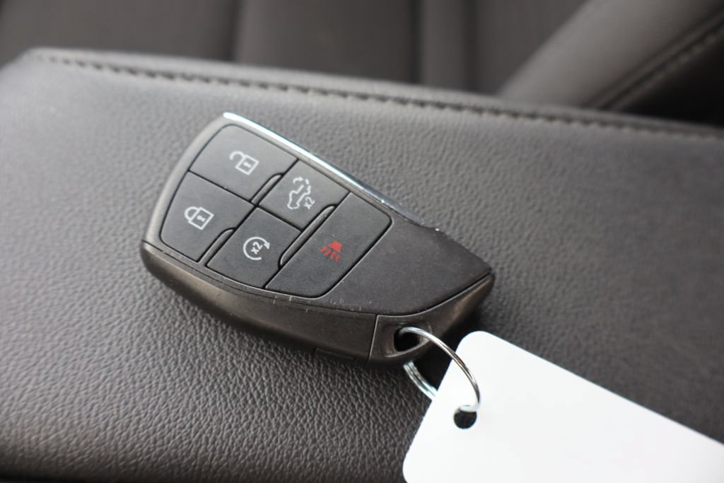 Used 2024 Chevrolet Silverado 1500 LT AWD/4WD image 27