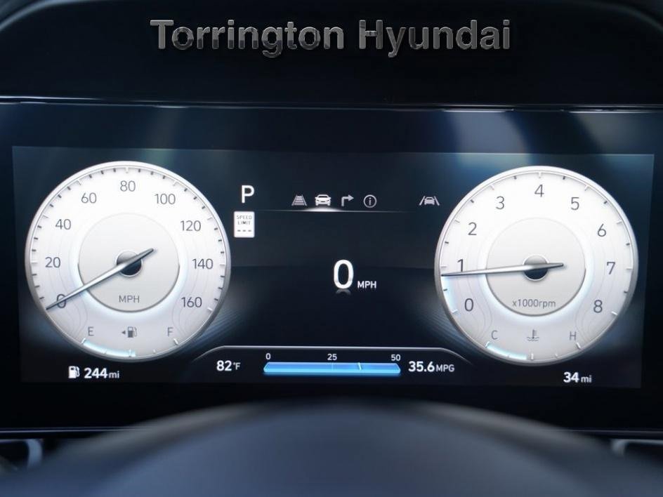 New 2025 Hyundai Elantra Limited w/ Cargo Package image 18