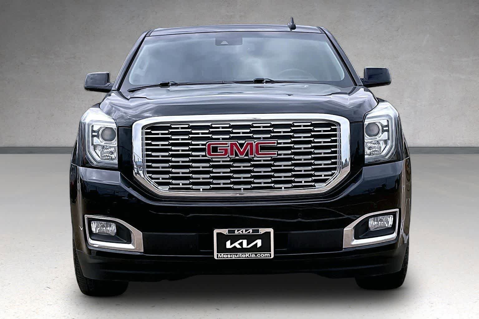 Used 2020 GMC Yukon Denali w/ Denali Premium Package RWD image 6